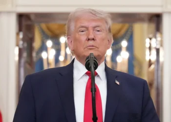 Trump promete que Irã “pagará” pela morte de militares americanos