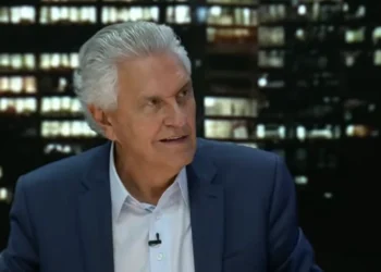 Caiado promete indulto a Jair Bolsonaro se for eleito