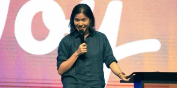 Missionária de Cingapura inspira jovens em Manila: Deus como companheiro
