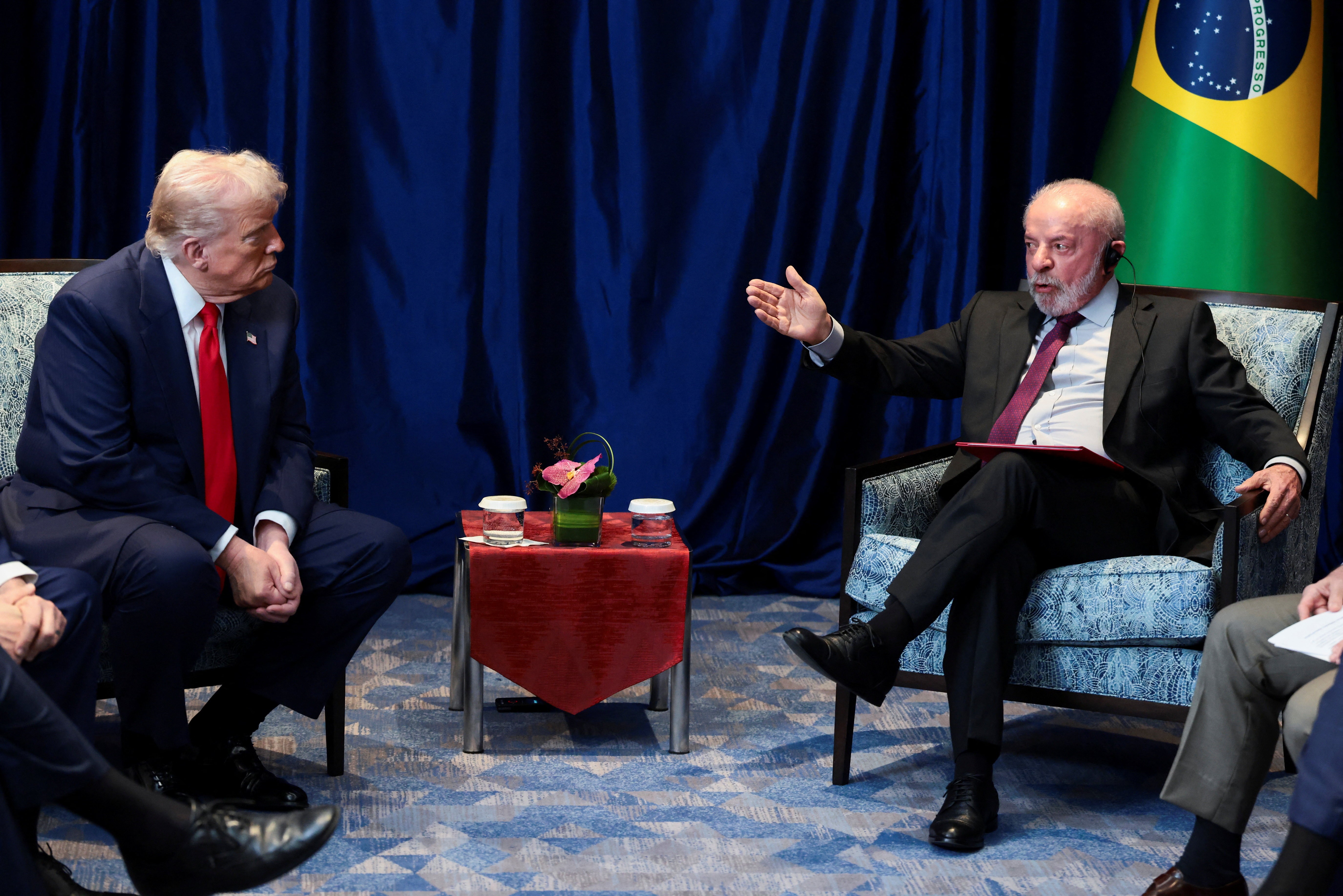 Um ano após carta de Trump a Lula e anúncio de tarifas: relembre os principais capítulos da disputa comercial entre EUA e Brasil