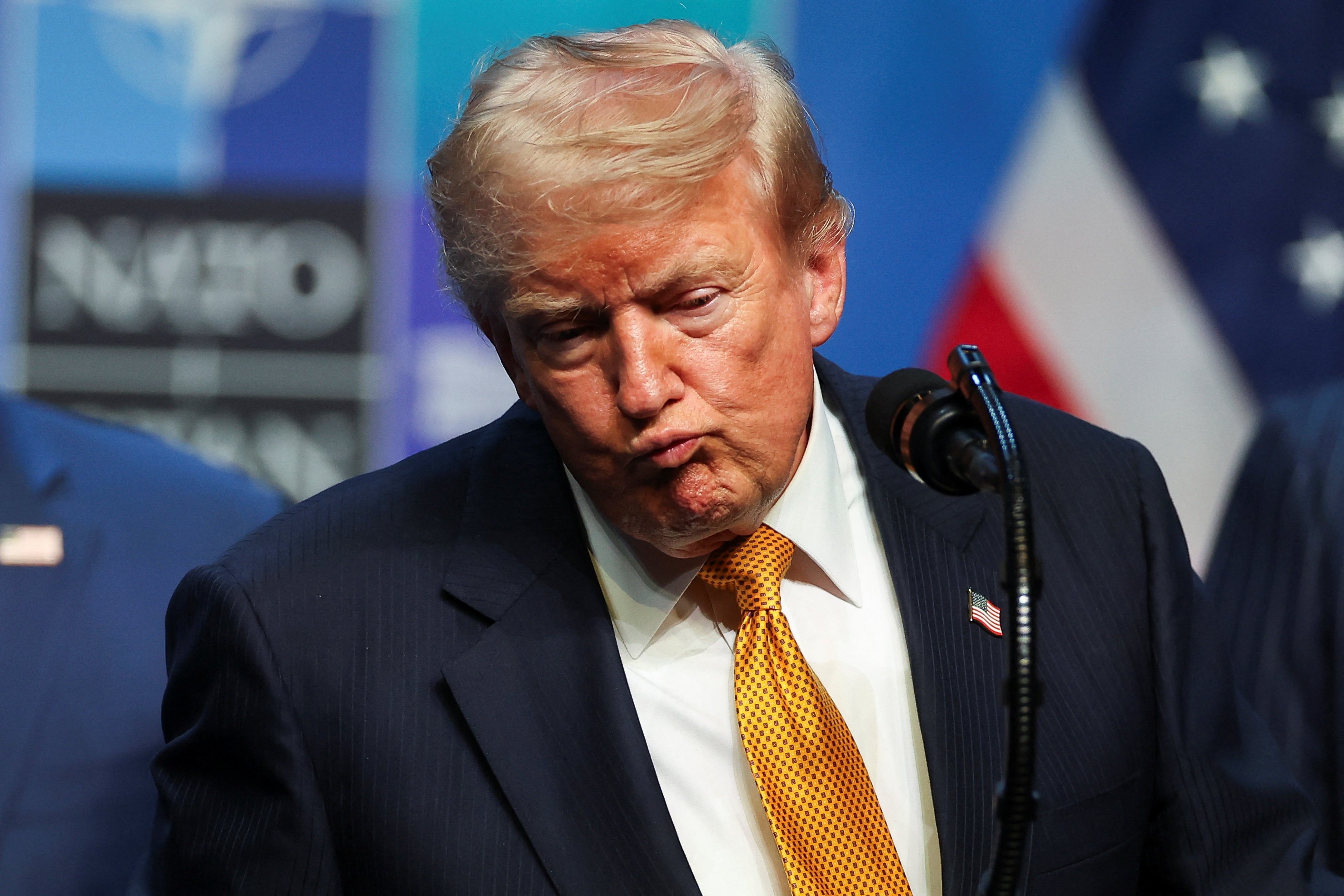 Governo Trump impõe novas sanções ao Irã e inclui banqueiro entre os alvos