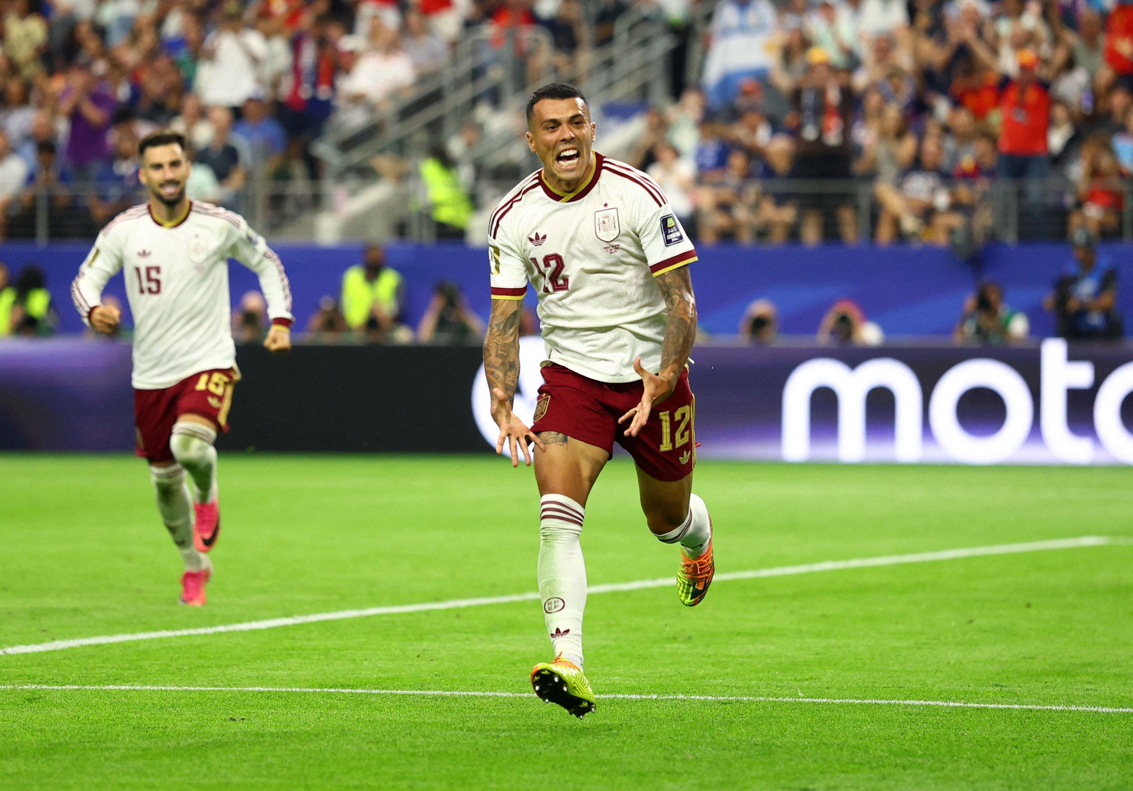 Torcida do Brasil zicou a França? Classificação da Espanha para a final da Copa rende memes
