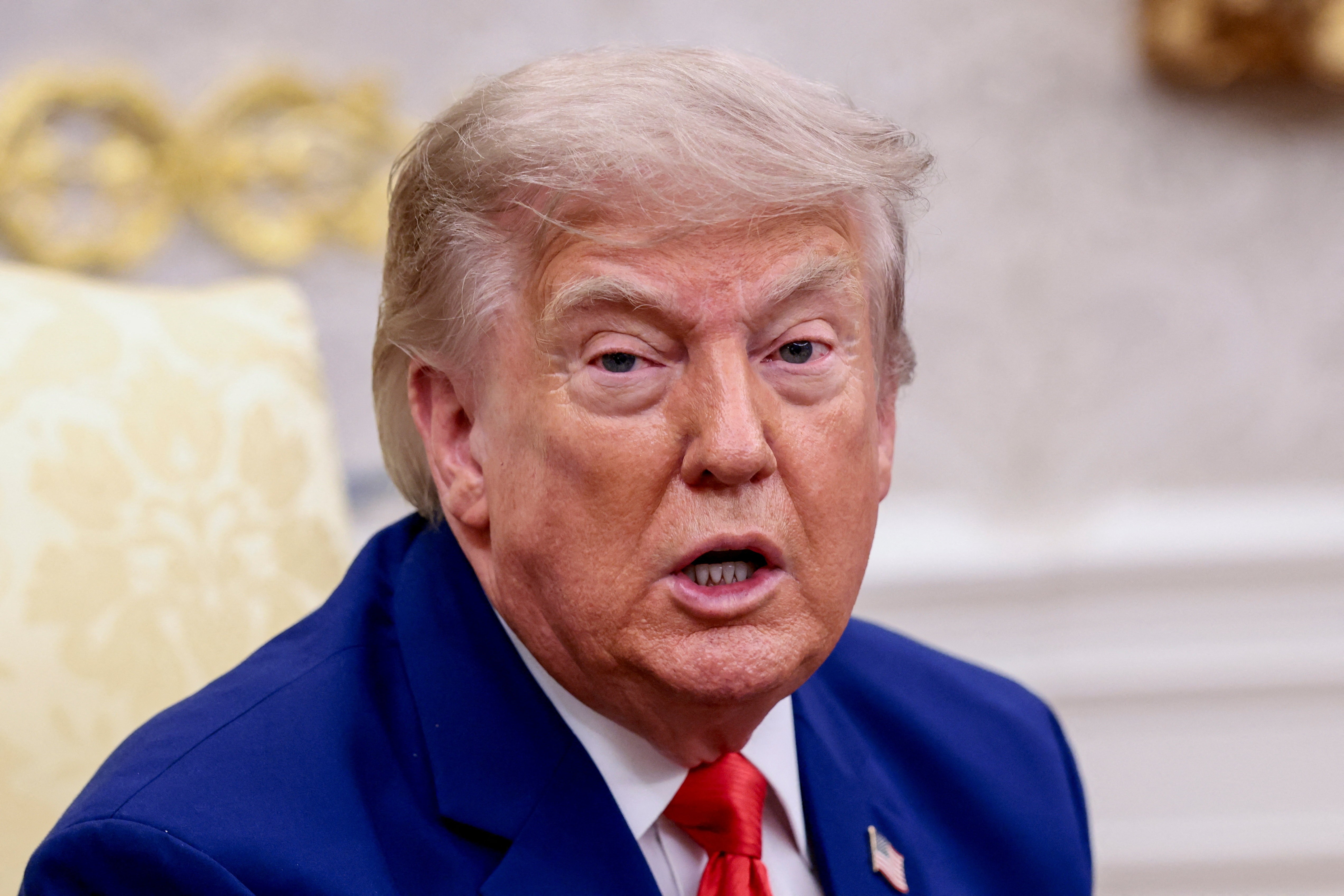 Governo Trump aplica tarifaço a Brasil e mais 59 países; veja lista