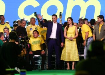 PL oficializa candidatura de Flávio Bolsonaro à Presidência