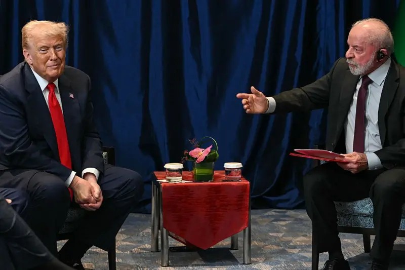 Qual o impacto do tarifaço de Trump no Brasil? ‘Deve ser restrito’ e mostra ‘limites do protecionismo americano’, diz economista