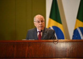 Tarifaço dos EUA: Ministro cita ‘atropelos’ em negociação com Trump