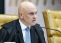 Por ordem de Moraes, PF faz busca por armas na casa de Bolsonaro
