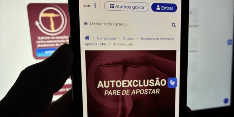 Copa faz disparar número de pessoas que pedem bloqueio de CPF nas bets: ‘Hoje nem gosto mais de futebol’