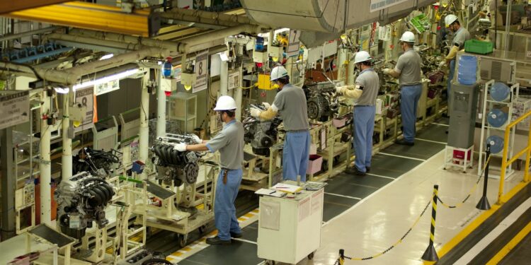 Carros elétricos no Brasil: como chinesas redesenham a indústria