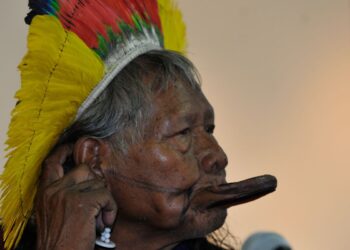 Cacique Raoni apresenta boa evolução clínica e vai para enfermaria