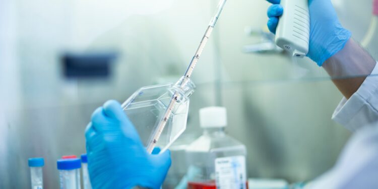 Brasil cria centro para produzir insumos farmacêuticos e reduzir dependência do exterior; projeto não tem prazo nem meta definidos