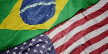 Entenda audiência nos EUA sobre tarifas de 25% a produtos brasileiros