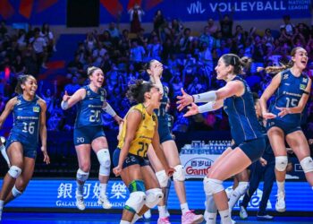 Brasil bate favorita Itália e terá Turquia na final da Liga das Nações