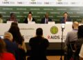 Infecções e mortes por HIV caem, mas falta de recursos ameaça avanços