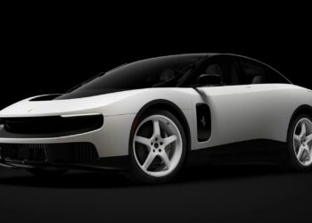 Primeira Ferrari Luce vai a leilão nos Estados Unidos.