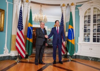 Governo rejeita críticas e diz que fez mais de 30 contatos com os EUA para negociar tarifas