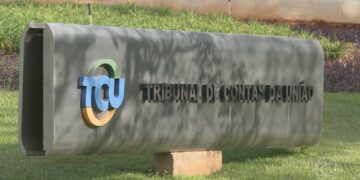 Penduricalhos: TCU libera pagamento de gratificação fora do teto a servidores do próprio tribunal e do Legislativo