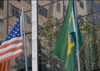 Brasil é o maior prejudicado por tarifaço de Trump, diz Financial Times