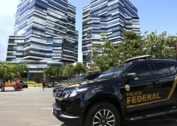PF mira empresário suspeito de intimidar jornalistas no caso Master