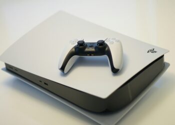 Sony vai deixar de fabricar discos físicos para novos jogos de PlayStation em 2028