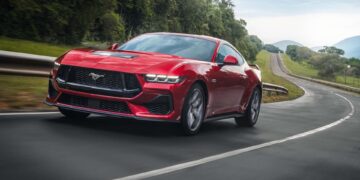 Ford faz recall, mas defeito em Mustang só será consertado em 2027
