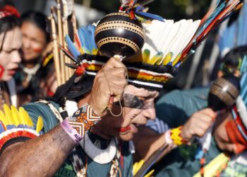 Organizações cobram criação de Comissão da Verdade Indígena