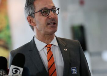 Novo oficializa Romeu Zema como candidato à Presidência da República