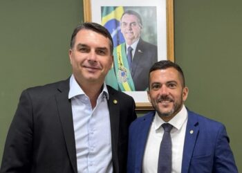 Flávio define candidato do PL ao Senado no Rio