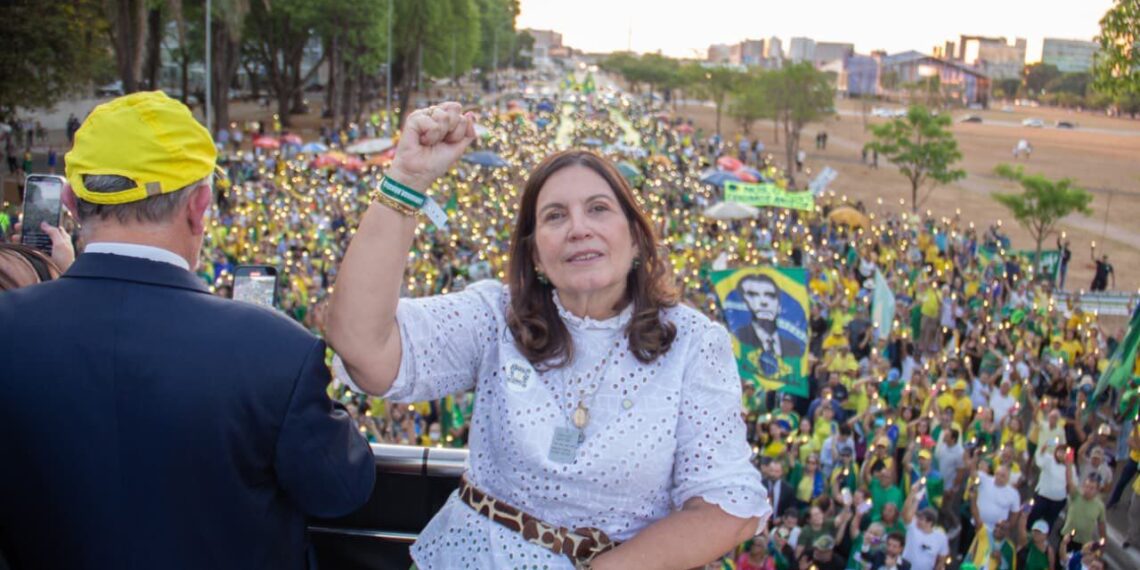 Bia Kicis critica PL da Misoginia: “Criminaliza a opinião”