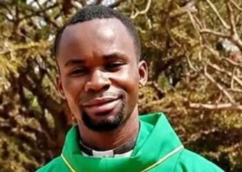 Sacerdote é assassinado em casa após trabalho por paz na África