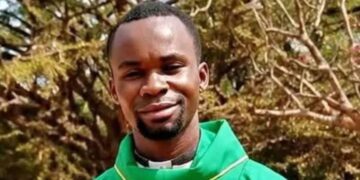Sacerdote é assassinado em casa após trabalho por paz na África