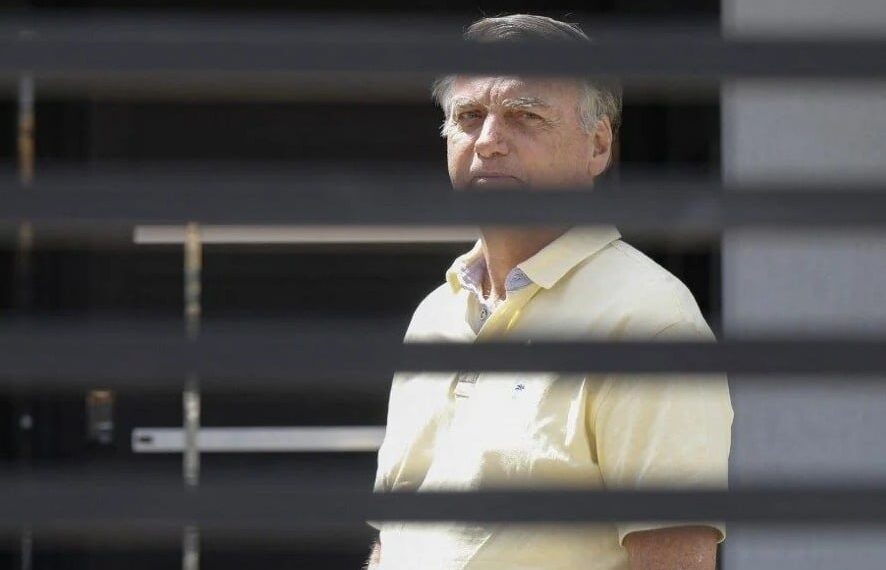 STM deve julgar perda de patente de Bolsonaro após eleições