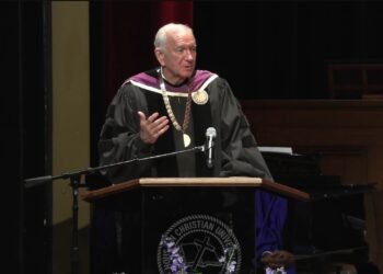 Morre Robert B. Sloan, líder da Universidade Cristã de Houston