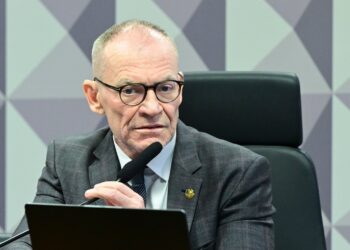 Senado aprova projeto que aumenta penas para crimes sexuais digitais