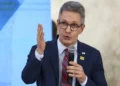 Zema critica operação da PF contra Bolsonaro e pede investigação