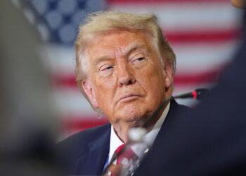Trump revela plano de retaliação contra o Irã em caso de ataque