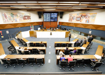Câmara de Belo Horizonte aprova programa de combate à cristofobia