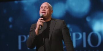 Pastor é acusado de desviar R$ 16 milhões de doações da igreja