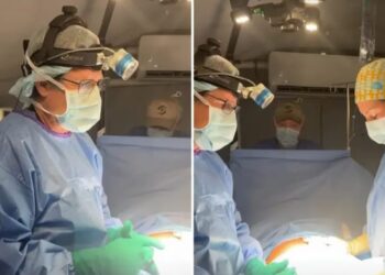 Médicos oram por pacientes em hospital na Venezuela