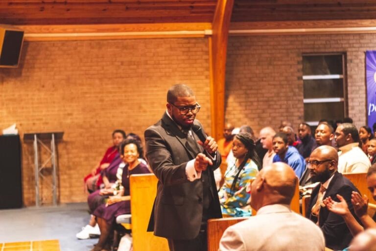 Igreja Kingdom City é despejada em Charlotte por falta de pagamento