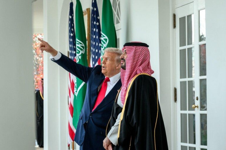 Trump condiciona acordo nuclear com Arábia Saudita a Acordos de Abraão
