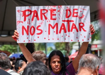 Brasil registra 1.571 feminicídios em 2025