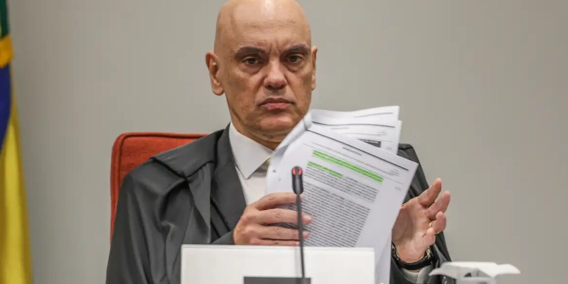 Moraes manda prender investigada por atos de 8 de janeiro