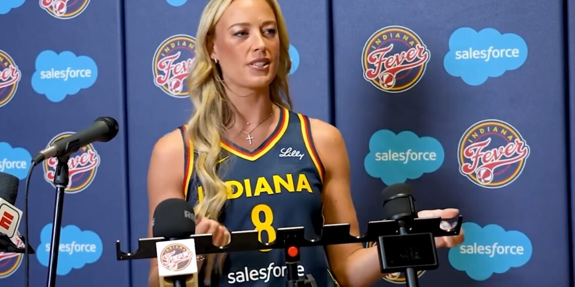 Casa Branca apoia estrela da WNBA atacada por defender mulheres