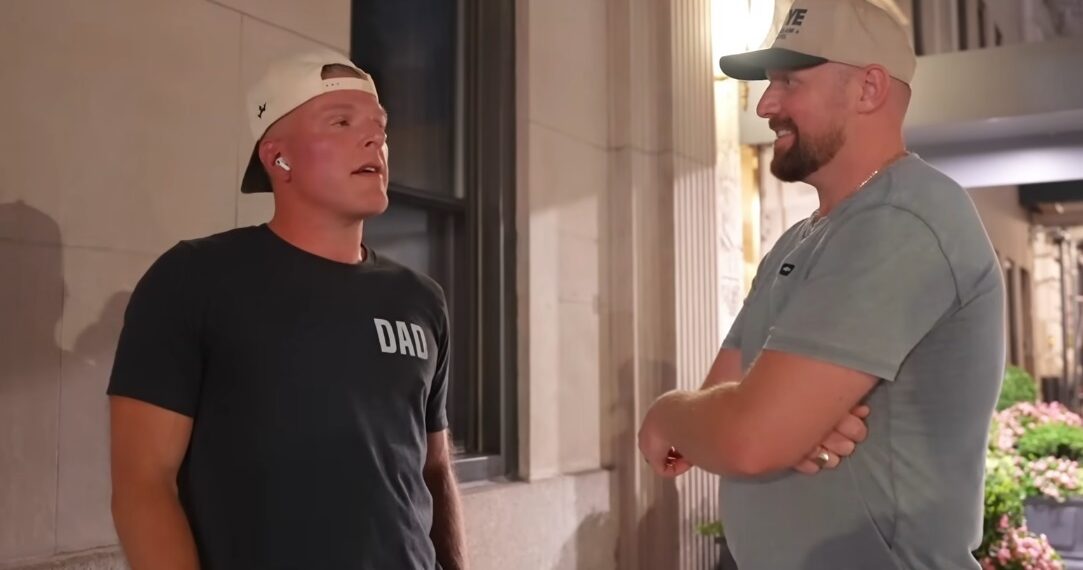 Pat McAfee fala sobre sua jornada espiritual e amor a Jesus Cristo