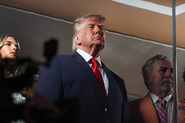 Trump prorroga emergência nacional contra o Brasil por mais um ano