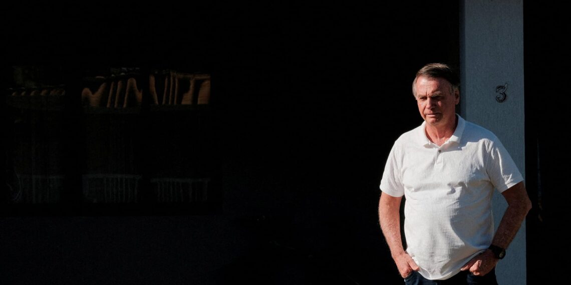 Bolsonaro nega autorização para vídeo de IA em convenção