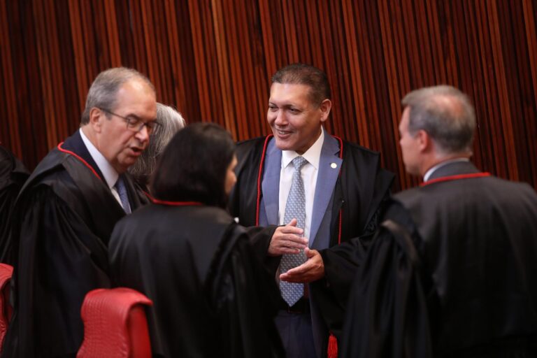 Ministros criticam pressão do STF sobre o TSE em caso de vídeo