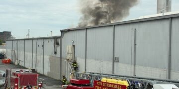 Igreja no Tennessee que deu gasolina gratuita sofre incêndio
