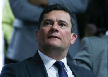 Sergio Moro critica ação da PF contra decisões de Mendonça